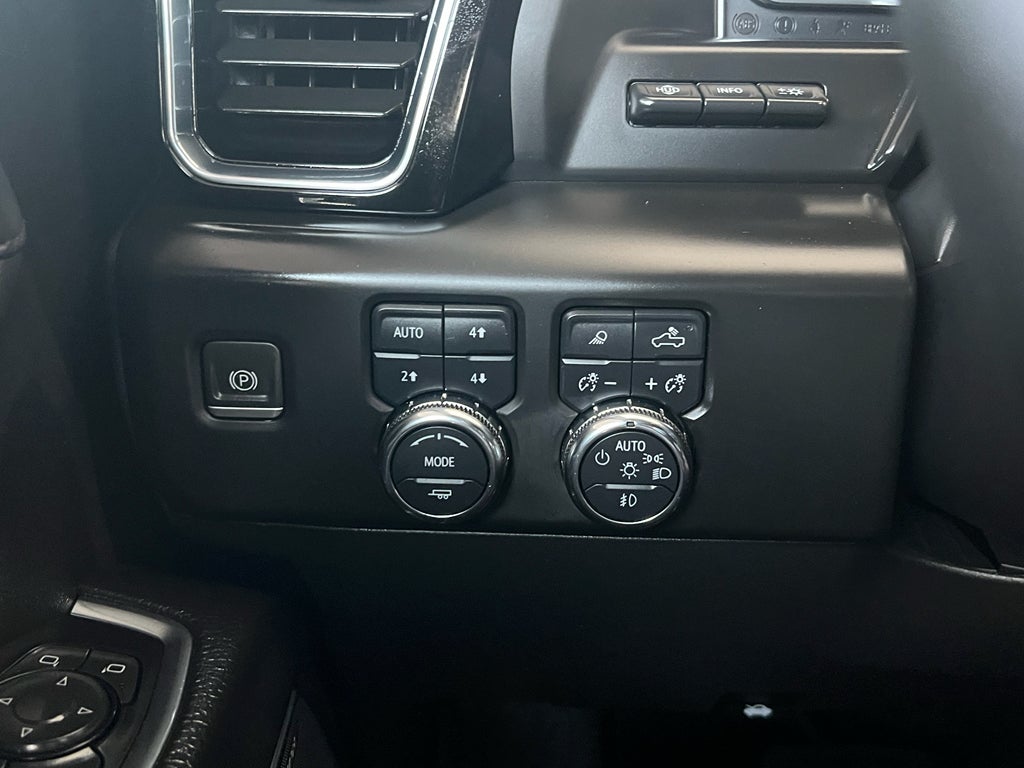 2023 GMC Sierra Denali
