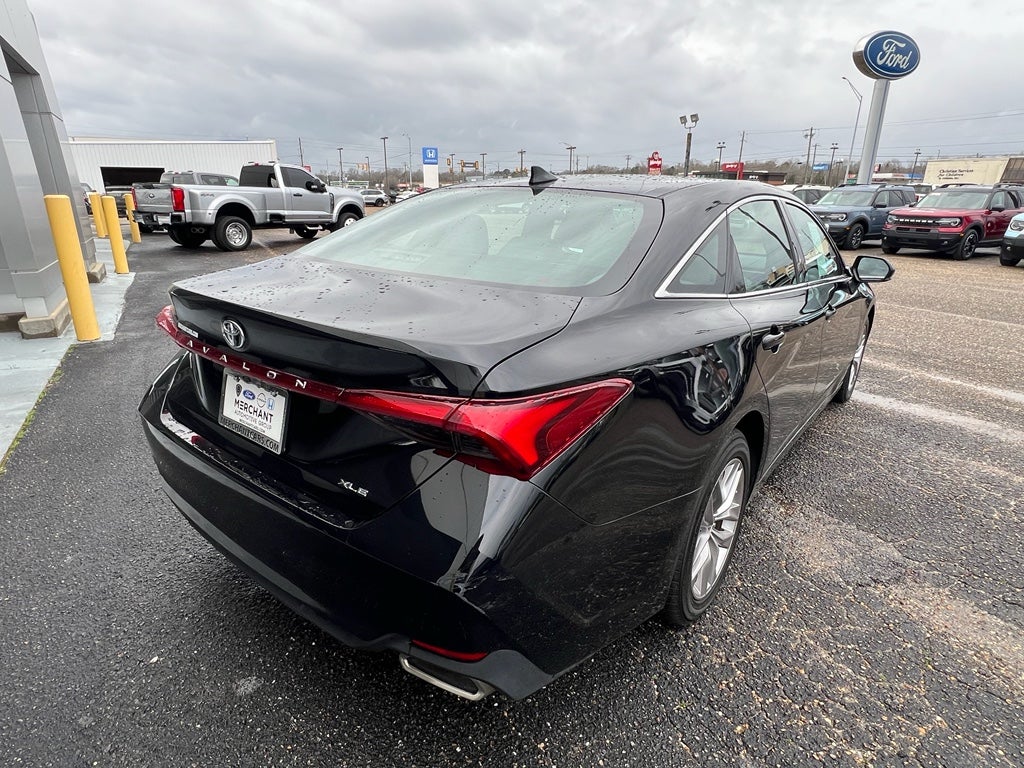 2021 Toyota Avalon XLE