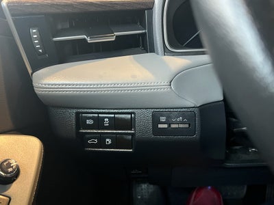 2021 Toyota Avalon XLE