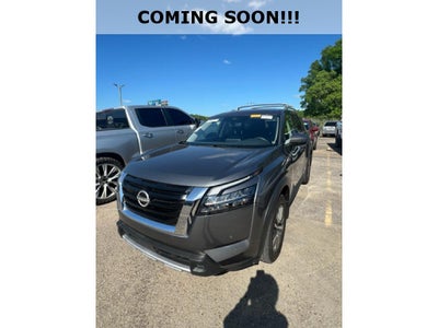 2025 Nissan Pathfinder SL