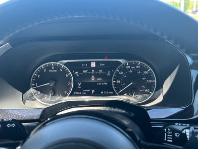 2025 Nissan Pathfinder SL