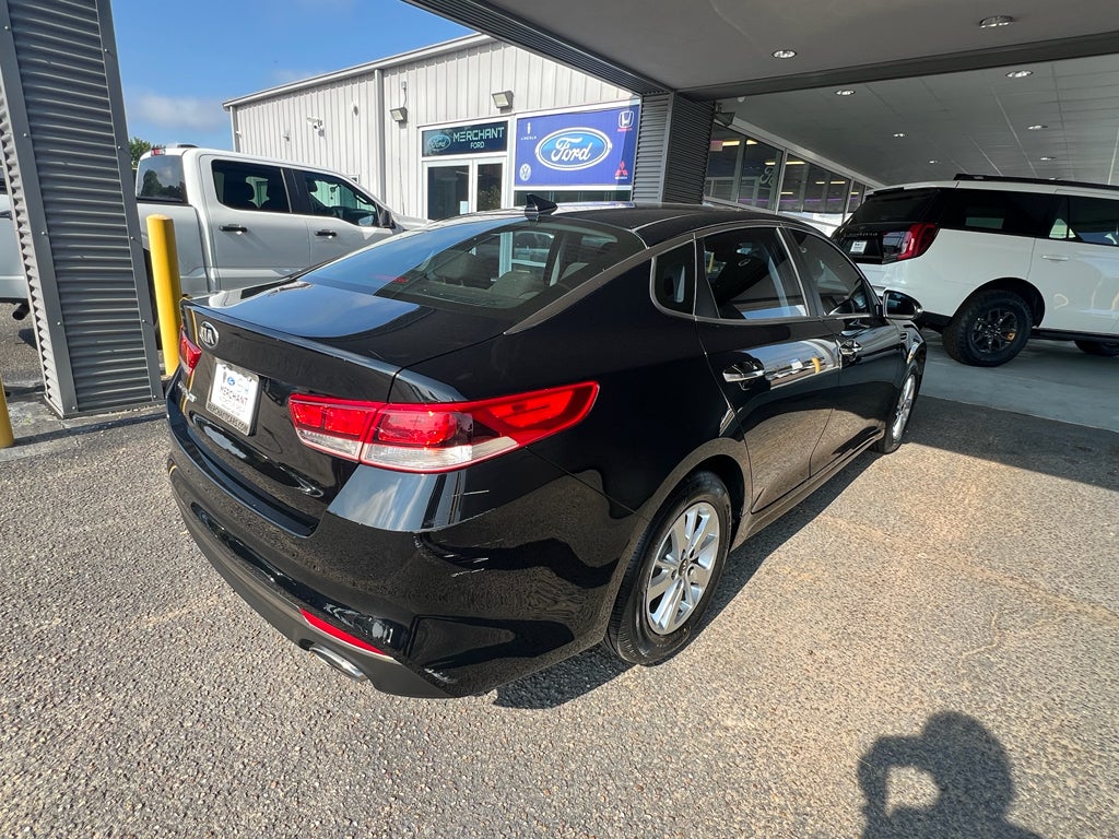 2016 Kia Optima LX