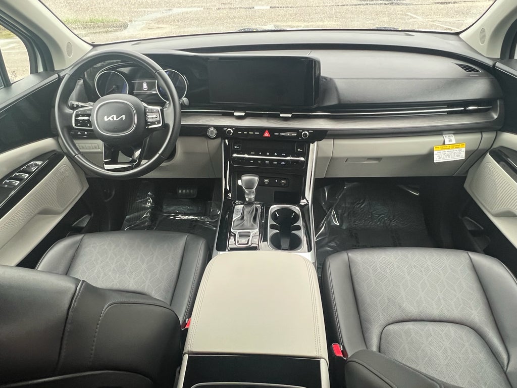 2023 Kia Carnival EX