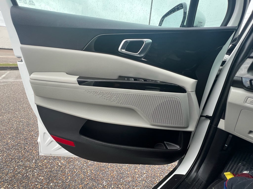 2023 Kia Carnival EX