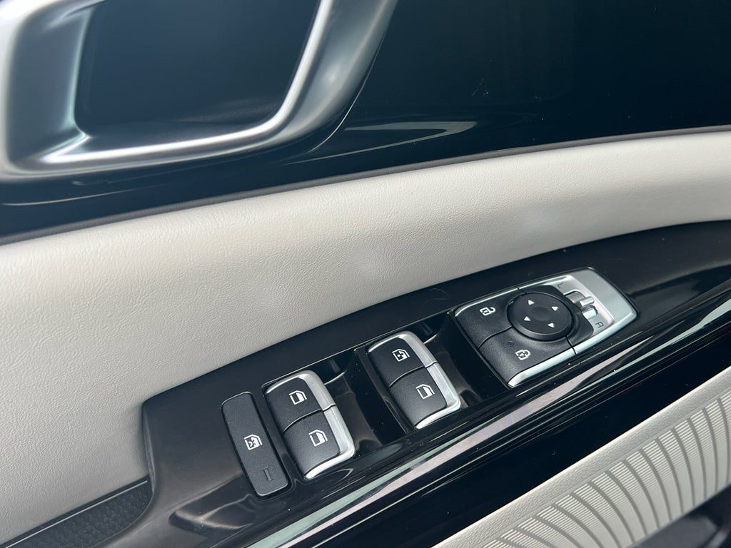 2023 Kia Carnival EX