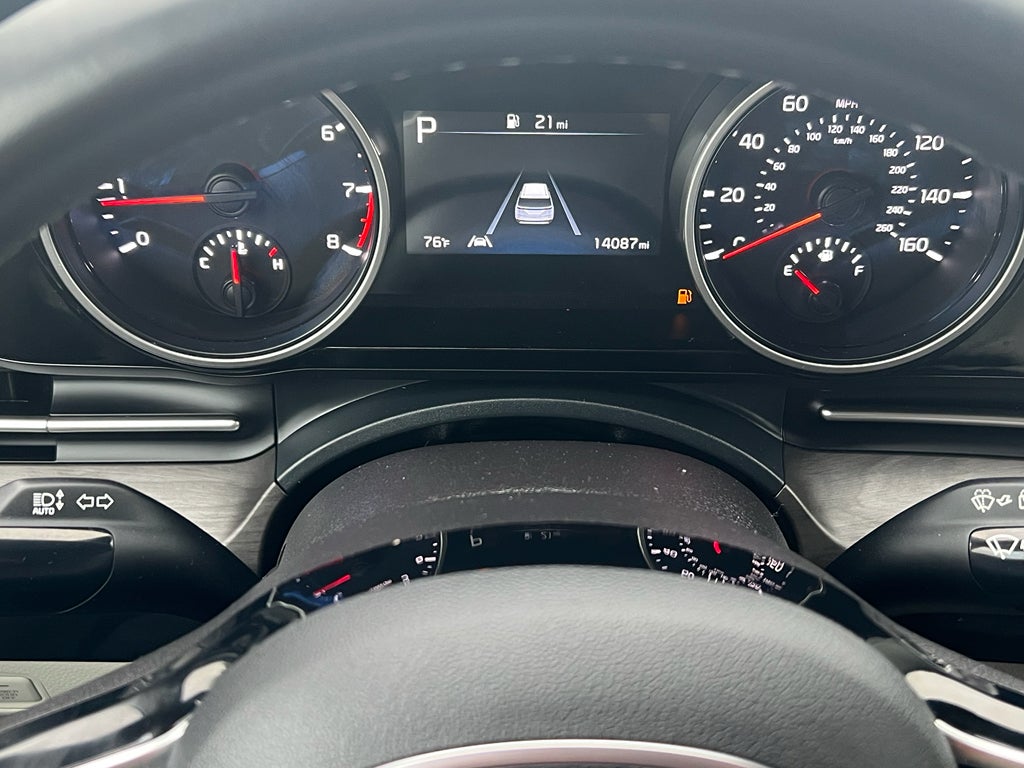 2023 Kia Carnival EX