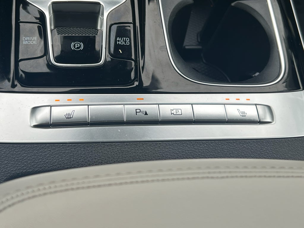 2023 Kia Carnival EX