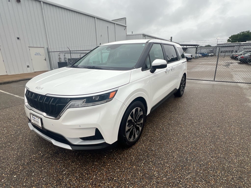 2023 Kia Carnival EX