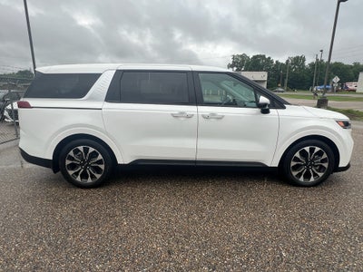 2023 Kia Carnival EX