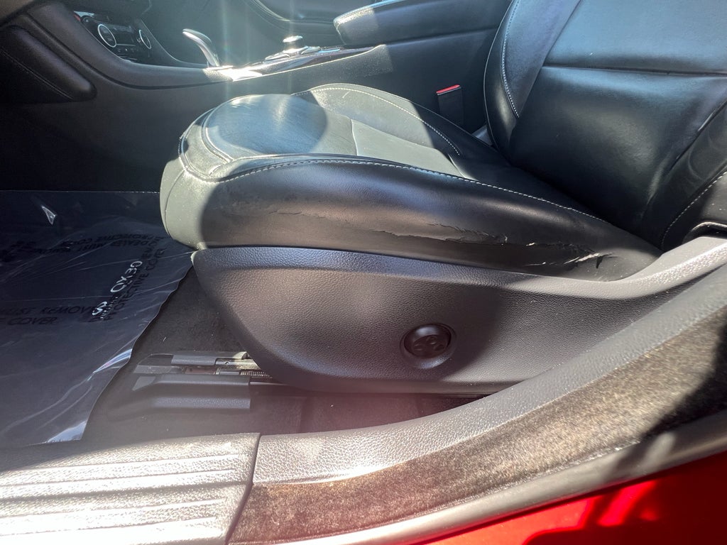 2018 INFINITI QX30 Luxury