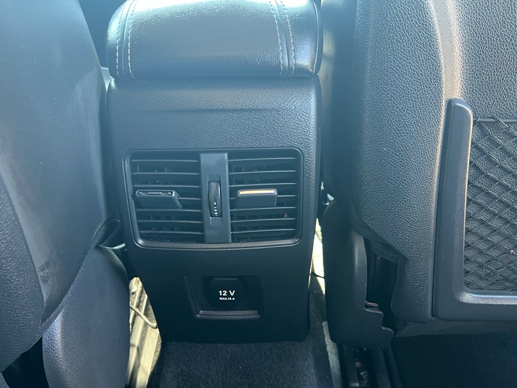 2018 INFINITI QX30 Luxury