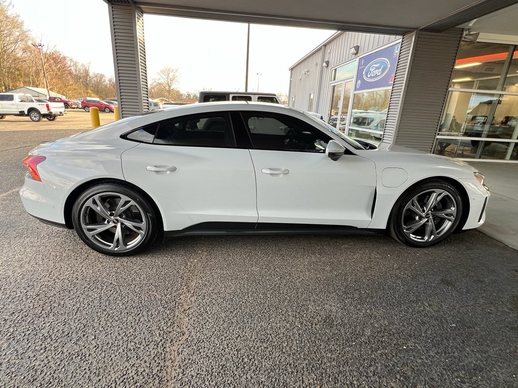 2023 Audi e-tron GT Prestige