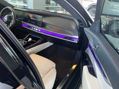 2024 BMW 7 series 760i xDrive